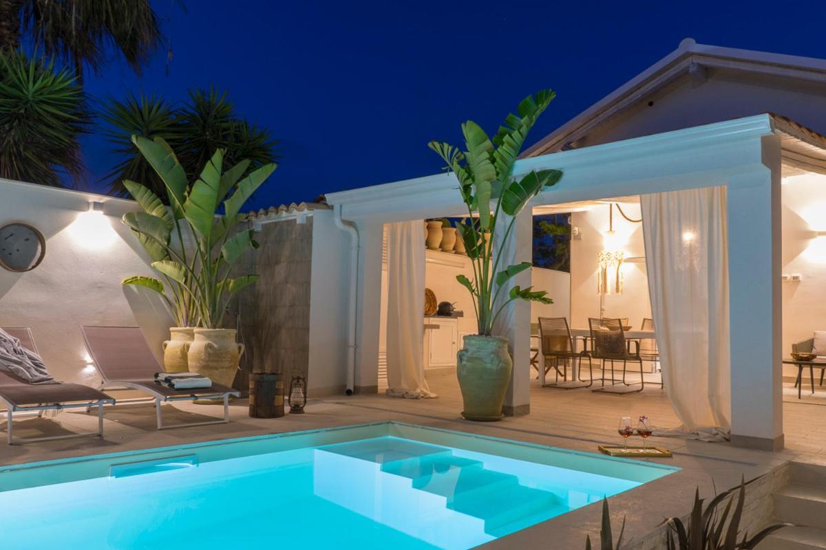 Villa Delle Palme Con Piscina Privata ซานตามาเรีย เดล โฟกัลโล ภายนอก รูปภาพ