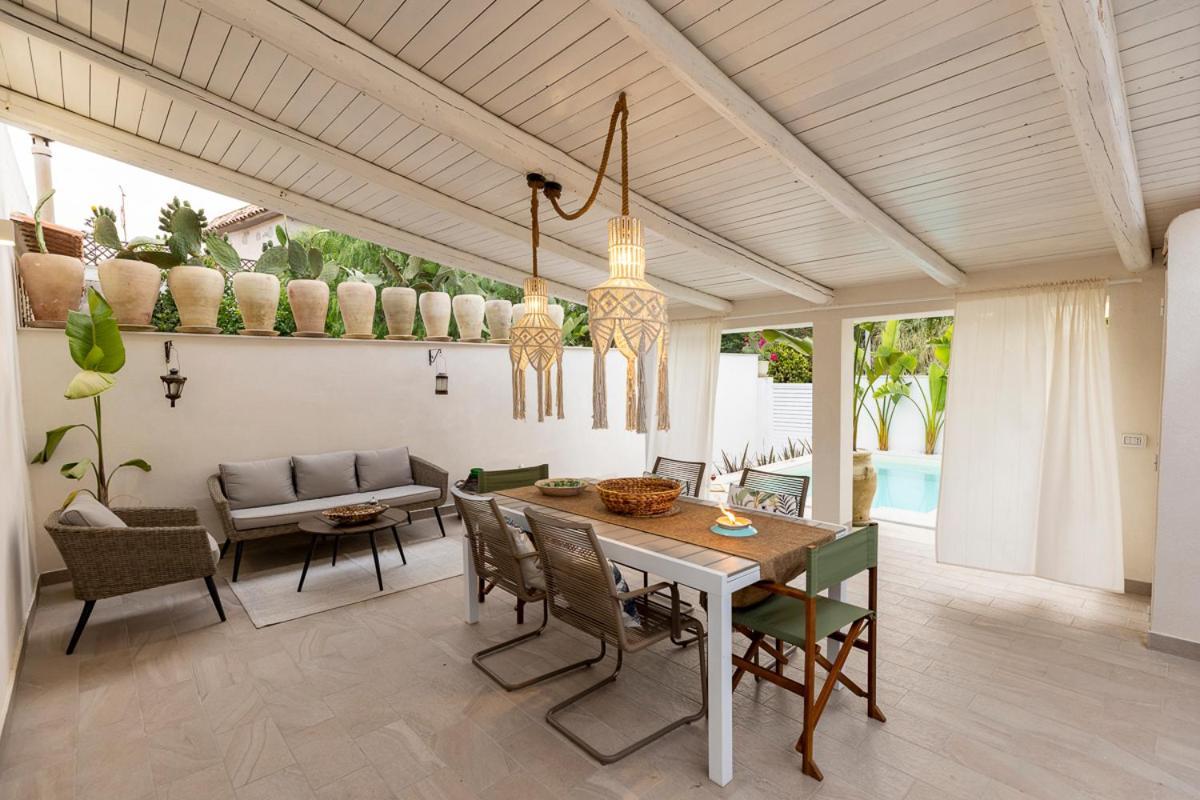 Villa Delle Palme Con Piscina Privata ซานตามาเรีย เดล โฟกัลโล ภายนอก รูปภาพ